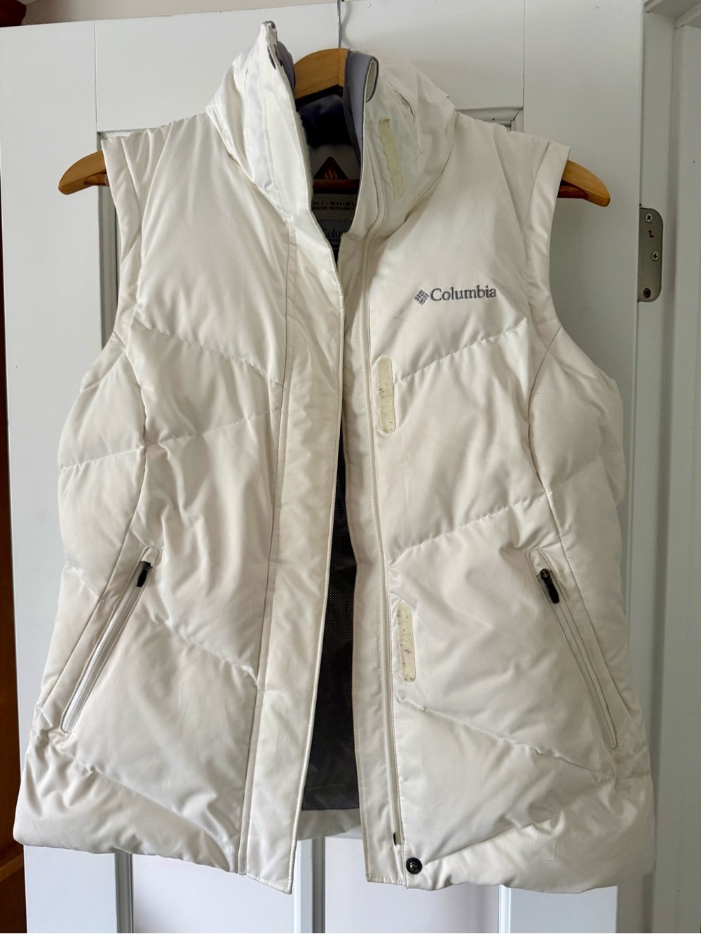 Columbia Women's Cream Quilted Insulated Vest